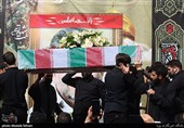 پیکر 3 شهید تازه تفحص شده در میدان شهدای مشهد مقدس دفن می‌شود