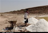 بی‌توجهی به ذخایر ‌طلای شور دریاچه ارومیه /برداشت غیراصولی نمک از پارک ملی دریاچه ادامه دارد