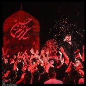 مداحی محمدحسین پویانفر در امامزاده صالح (ع)