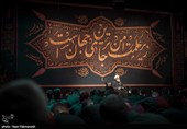 عزاداری در هیئت ثارالله زنجان با مداحی حاج مهدی رسولی به روایت تصویر