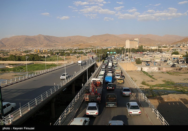 ترافیک در آزادراه کرج - تهران/ ترافیک کرج - چالوس سنگین شد
