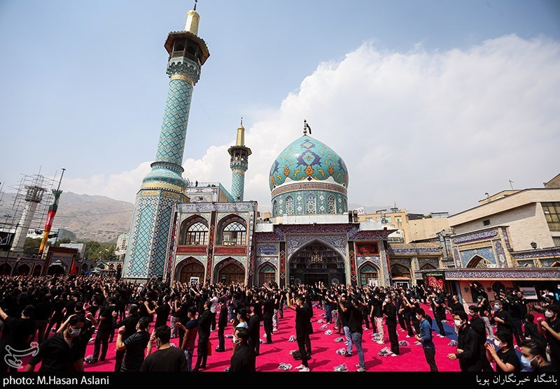 درب امامزادگان اصفهان در روز اربعین ‌حسینی بر روی زائران باز است