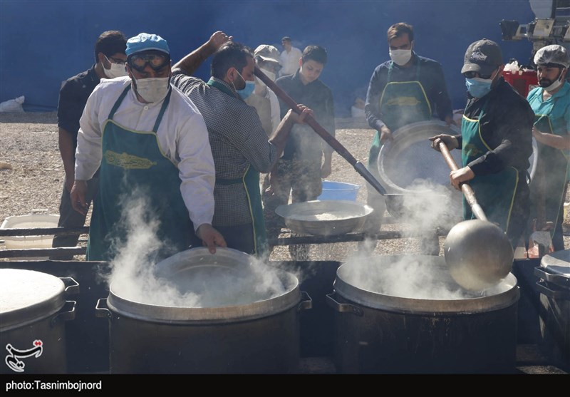 طرح &quot;نذرواره اطعام حسینی&quot; همزمان با سراسر کشور در استان گلستان اجرا شد