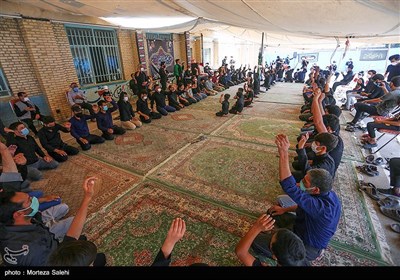 عزاداری روز عاشورا در هیئت افغانستانیهای مقیم اصفهان