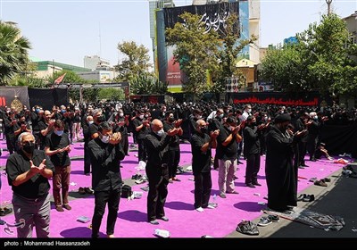 مراسم عزاداری عاشورای حسینی در میدان فلسطین