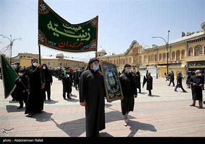 مراسم عزاداری و اقامه نماز ظهر عاشورا در همدان