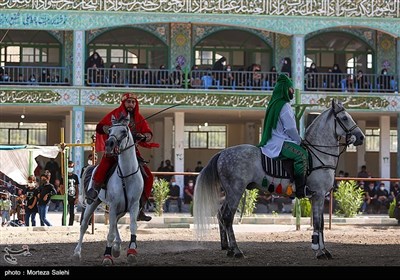 مراسم تعزیه شهادت امام حسین (ع) در حسینیه محله خولنجان اصفهان