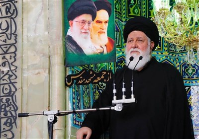 واکنش آیتالله علمالهدی به حوادث اصفهان/ مردم برای نان و آب مقابل انقلاب نمیایستند/ دشمن مطالبه کشاورزان را منحرف کرد