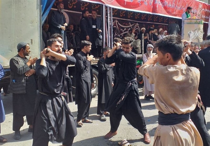 گزارش تصویری از مراسم عاشورای هرات| طالبان: اجازه نمی‌دهیم کسی مراسم اهل تشیع را تهدید کند