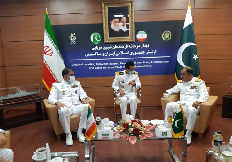 دعوت فرمانده نیروی دریایی پاکستان از نیروی دریایی ارتش برای شرکت در رزمایش عمان