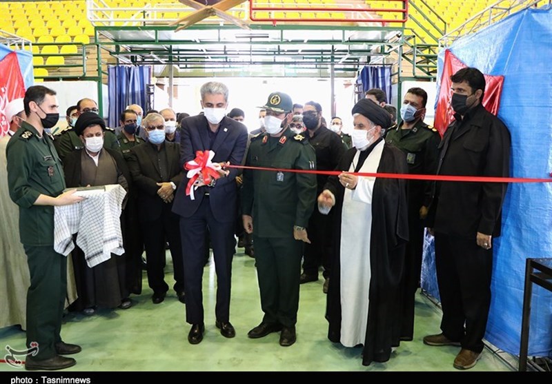 افتتاح بزرگ‌ترین مرکز واکسیناسیون کرونا در استان سمنان توسط سپاه به روایت تصویر
