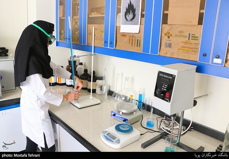 تولیدات شرکت‌های دانش‌بنیان در کرمانشاه در سبد کالاهای فروشگاه‌های زنجیره‌ای قرار می‌گیرد