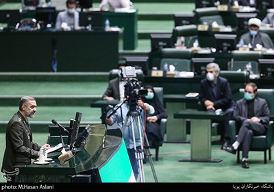  امیر آشتیانی وزیر پیشنهادی دفاع در نوبت عصر روز سوم بررسی وزرای پیشنهادی دولت در مجلس