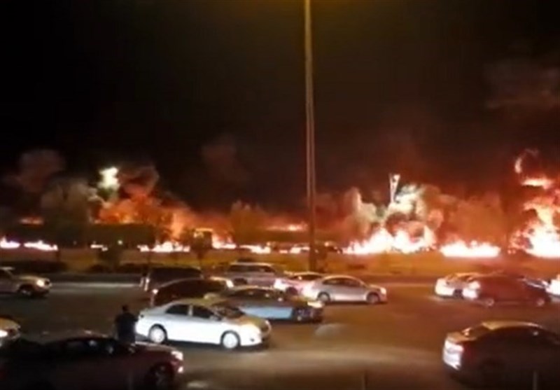عربستان| آتش‌سوزی گسترده در کامیون حامل مواد پتروشیمی در راه مکه