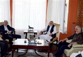رایزنی سفیر ایران با کرزی و عبدالله درباره ایجاد یک نظام مردمی در افغانستان