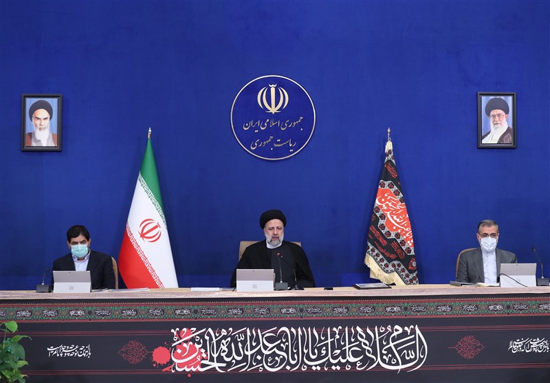 Iran’s President Underlines Fighting Grounds of Corruption