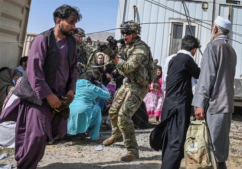 جزئیات حادثه فرودگاه کابل؛ آمریکایی‌ها مردم را به گلوله بستند