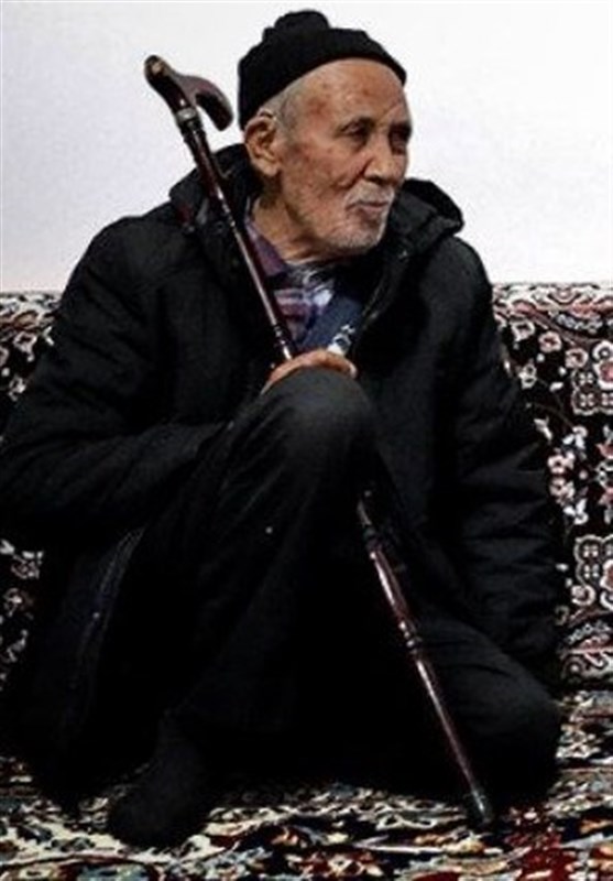 پیکر پدر شهید محمدرضا خاوری به خاک سپرده شد