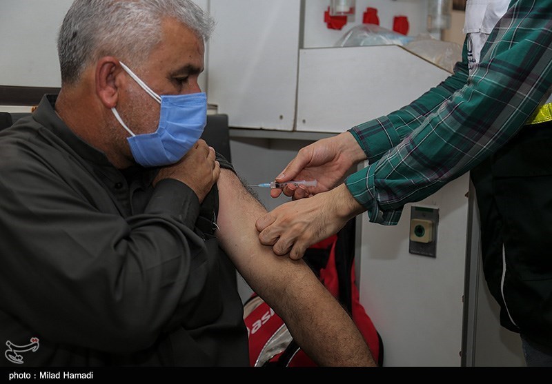 کمبود واکسن کرونا در برخی مراکز واکسیناسیون کرمانشاه