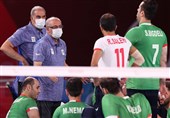 هادی رضایی سرمربی تیم ملی والیبال نشسته می‌شود؟