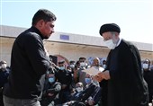 روایتی از سفر رئیس جمهور به خوزستان/ سفر سرزدهای که توفانی از امید به پا کرد/ "رئیسی" از مردم چه گلایههایی شنید؟