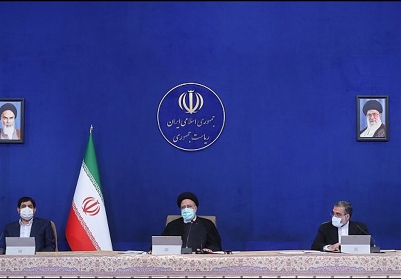 President Urges Development of Smart System to Contain Pandemic in Iran