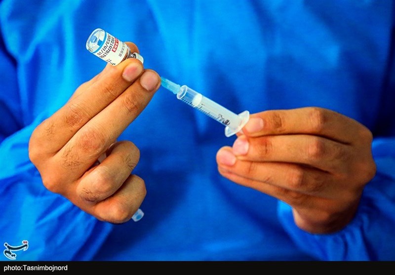 رئیس بسیج پزشکی کشور: واکسیناسیون به زودی سرعت قابل توجهی می‌گیرد