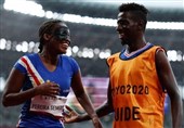 پارالمپیک 2020 توکیو| خواستگاری از دونده نابینا در ورزشگاه ملی+تصاویر