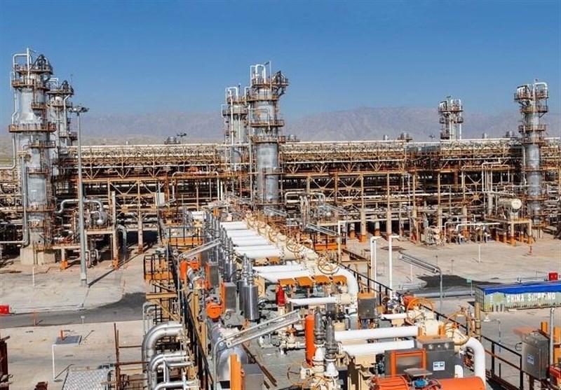 سالاری خبر داد: ساخت یک پتروپالایشگاه 300 هزار بشکه‌ای نفت خام