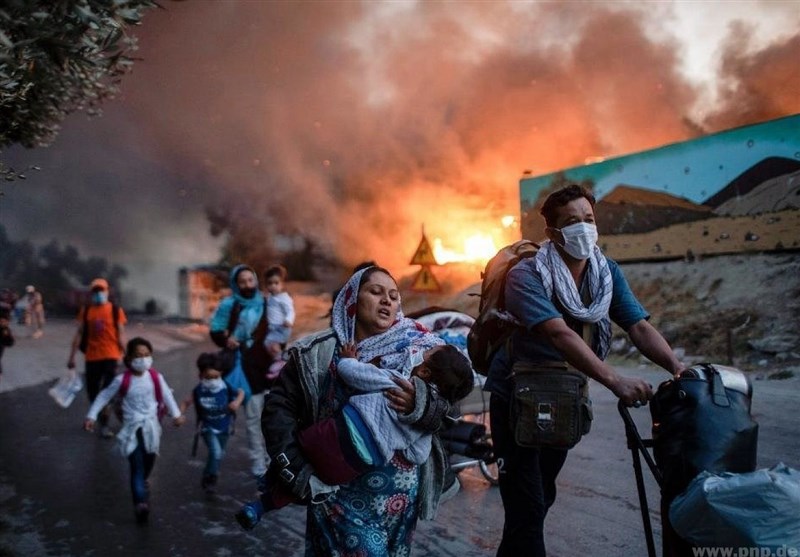 بلاتکلیفی مهاجران اردوگاه سوخته موریای یونان یک سال بعد از آتش سوزی