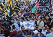 الفلسطینیون یستعدون لانتفاضة شعبیة الیوم الجمعة تضامنا ودعما للأسرى