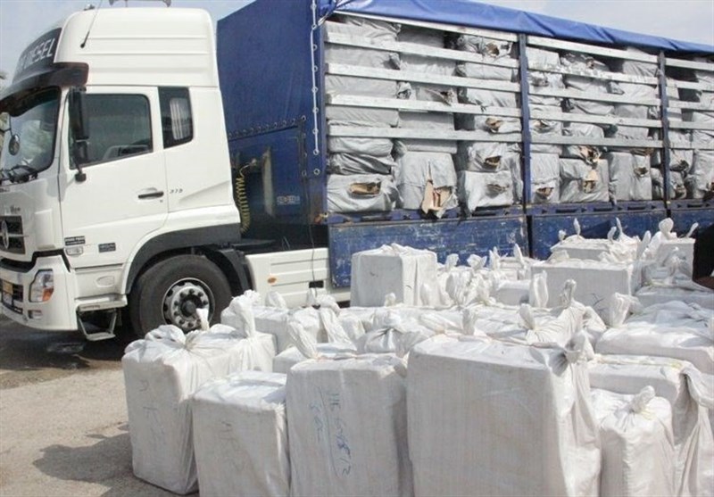 محموله 72 میلیاردی کالای قاچاق در بوشهر توقیف شد