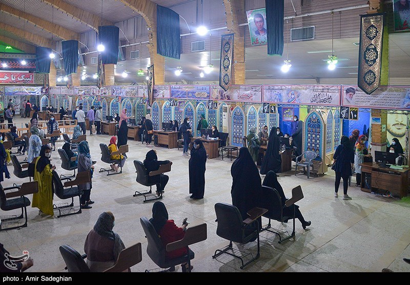 مراکز واکسیناسیون شبانه‌روزی در مشهد مقدس راه اندازی شد/لغو محدودیت تردد شبانه هفته آینده