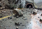 خطر سقوط سنگ در جاده ‌‌چالوس