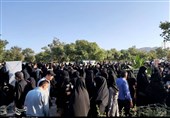 وضعیت نگران کننده "بهشت رضا(ع)" در مشهد مقدس زیر سایه عادی انگاری کرونایی مردم + فیلم