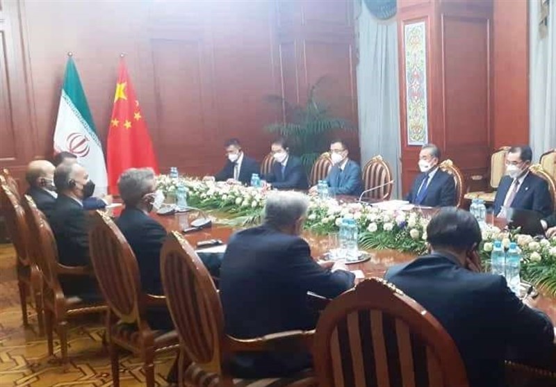 دیدار وزرای خارجه ایران و چین در آستانه برگزاری اجلاس سران شانگهای در تاجیکستان