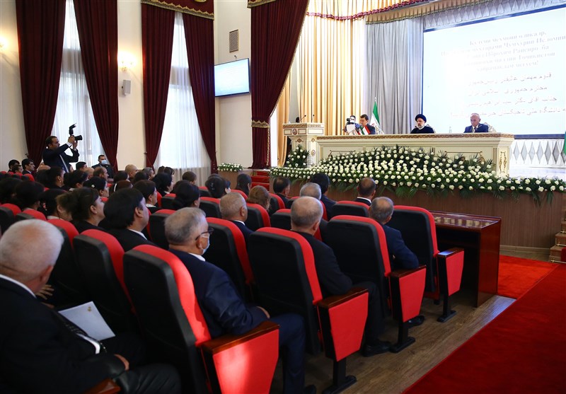 Iran Ready to Share Academic Experiences with Tajikistan: President
