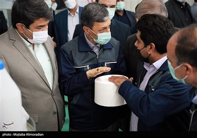 افتتاح خط تولید 1000 تُنی نخ پنبه پلی‌استر در یزد با حضور فتاح