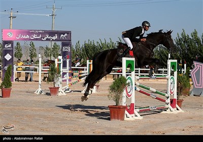 مسابقات قهرمانی پرش با اسب استان همدان