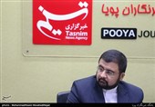 امیرحسین عرب پور،پیمان حسنی و سیدمحمدرضا موسوی در میزگرد دیپلماسی اقتصادی