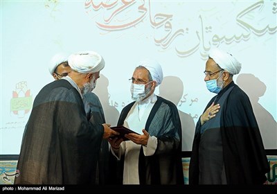 آیین تجلیل از پیشکسوتان روحانی عرصه جهاد و مقاومت