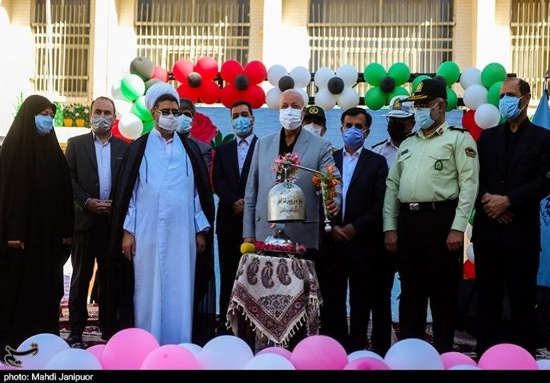 بازگشایی مدارس در سال تحصیلی جدید در اصفهان به روایت تصویر