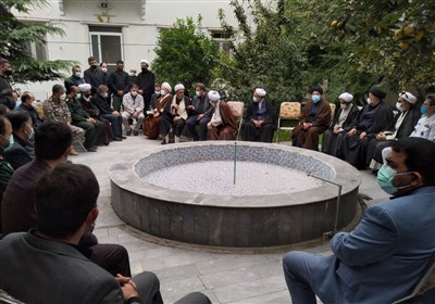 حضور نماینده ولی فقیه در استان مازندران در بیت علامه حسنزاده/ آیتالله لائینی: دلدادگی علامه به "ولایت، امام و رهبری و انقلاب" حد نداشت