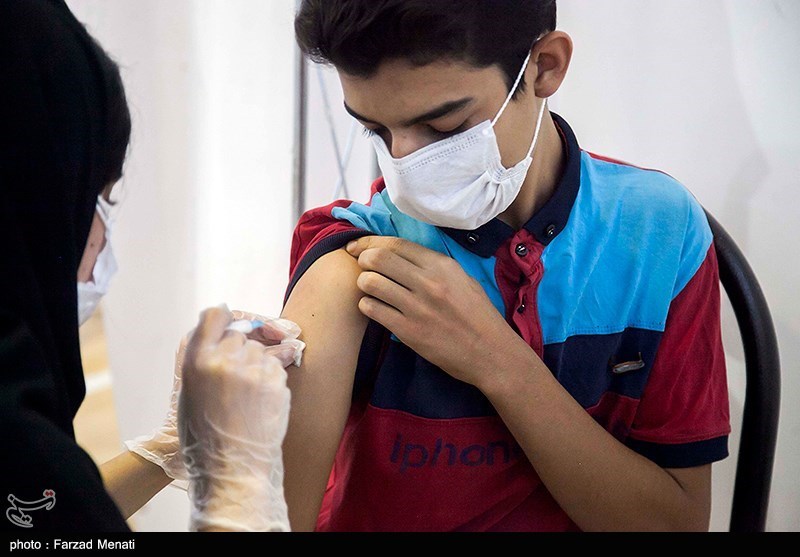 450 هزار دانش‌آموز بالای 12 سال در شهرستان‌های استان تهران واکسینه می‌شوند