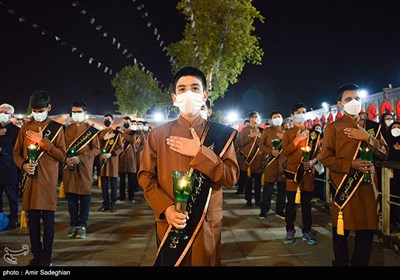 مراسم لاله گردانی خدام حرم مطهر حضرت شاهچراغ (ع)