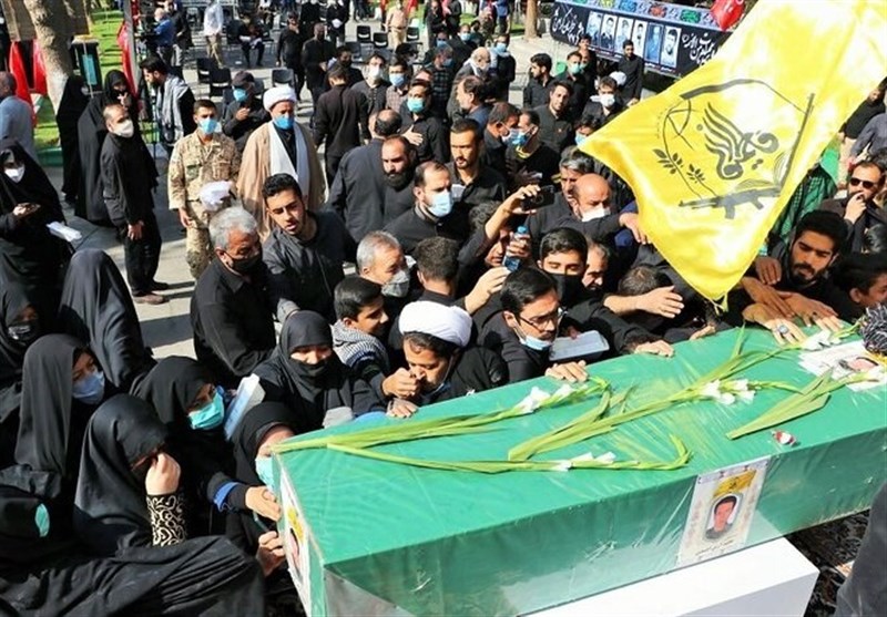 پیکر شهید مدافع حرم در مشهد به خاک سپرده شد