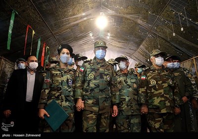 حضور امیر سرتیپ کیومرث حیدری فرمانده نیروی زمینی ارتش در مراسم افتتاح نمایشگاه دائمی دفاع مقدس
