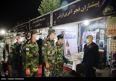 حضور امیر سرتیپ کیومرث حیدری فرمانده نیروی زمینی ارتش در مراسم افتتاح نمایشگاه دائمی دفاع مقدس