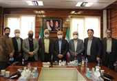 دیدار رئیس جدید صدا و سیما با جمعی از سینماگران/ پیگیری همکاری و تفاهم بیشتر میان رسانه ملی و سینما