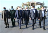 وزیر کشور وارد یزد شد/ وحیدی پس از زیارت گلزار شهدای یزد با نماینده ولی فقیه در استان و امام جمعه یزد دیدار کرد